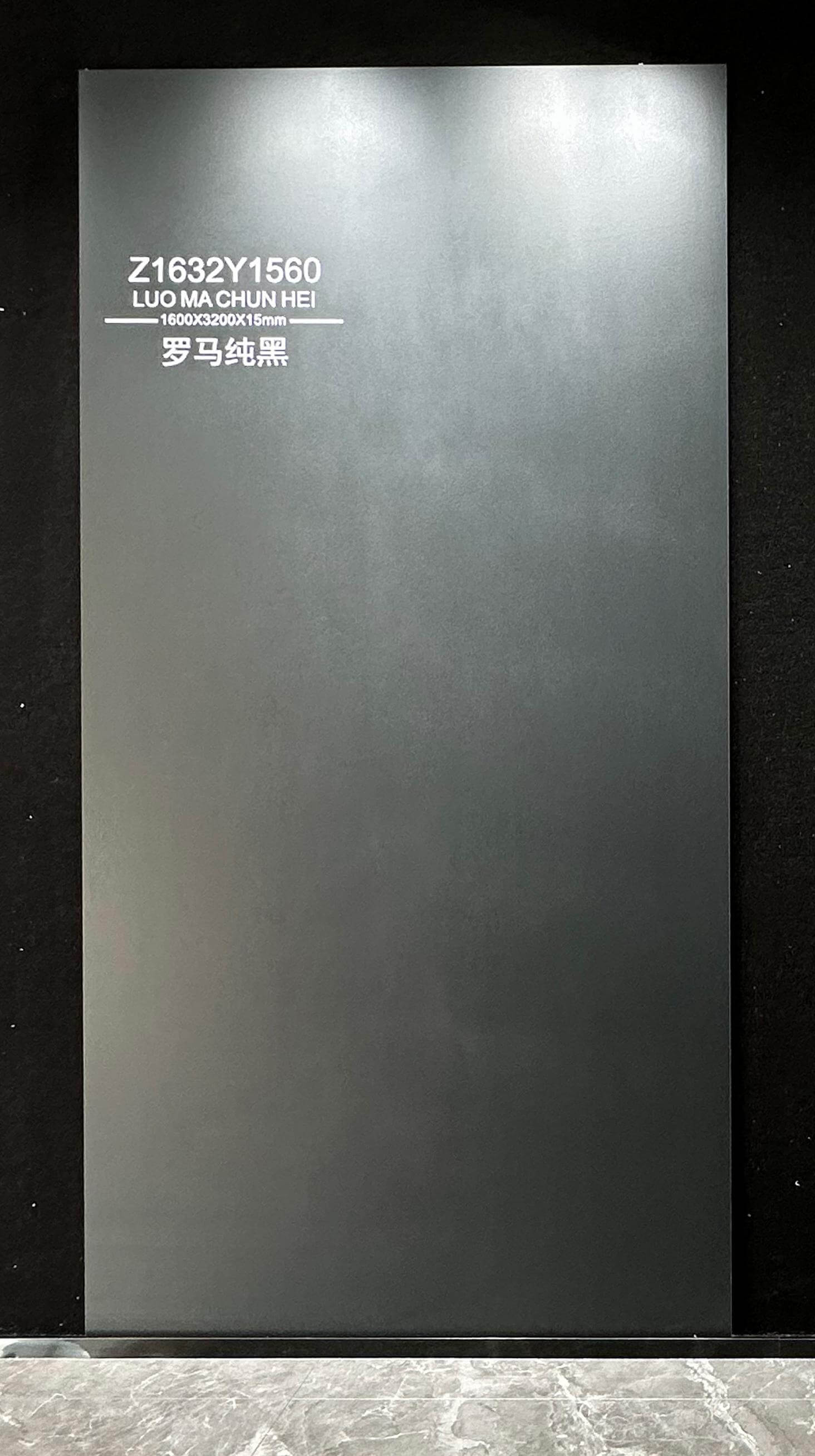 LUO MA CHUN HEI - foto real